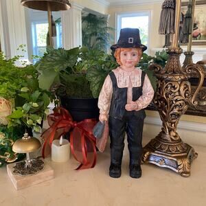 Painted Thanksgiving Pilgrim Resin Wood Carving of Pilgrim Boy